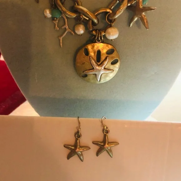 Gold and Silver Starfish Pendant Chunky Necklace - Picture 5 of 9